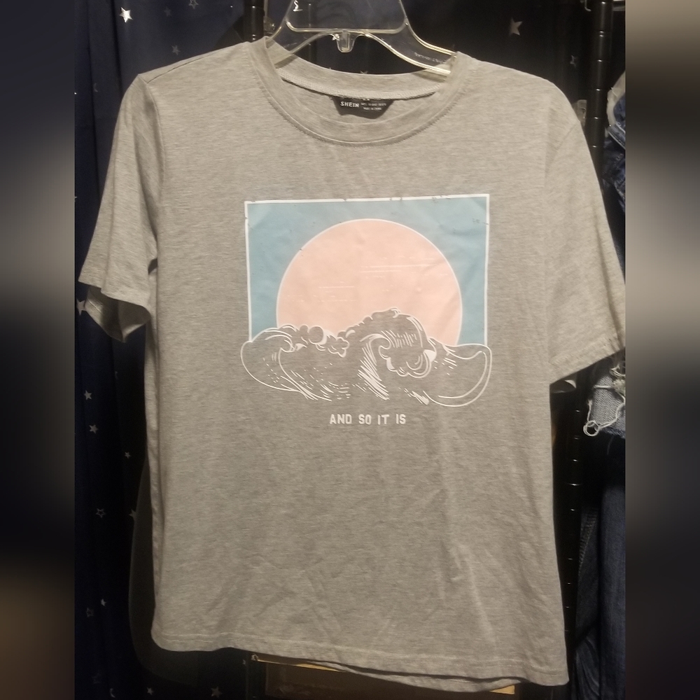 Women Top Size L fits like M